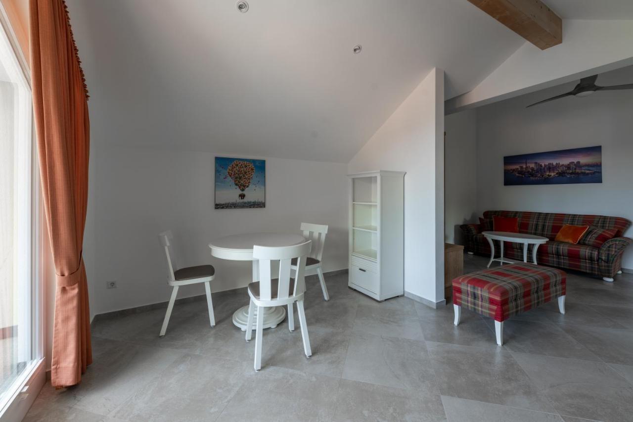 Siegsdorf Suiten Esterno foto